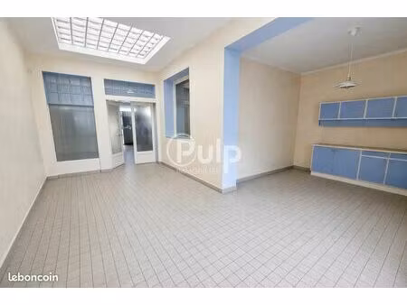 local commercial 176 m²