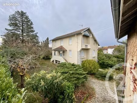 maison 6 pièces 187 m²