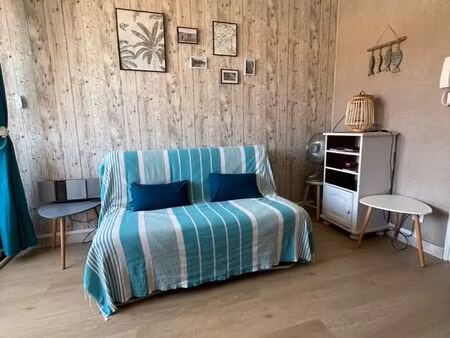 t2 à canet en front de mer