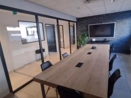 bureaux 170 m²