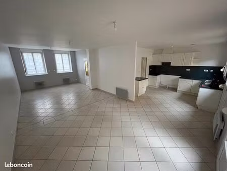 aire sur la lys 62120■maison mitoyenne renovée en 2009