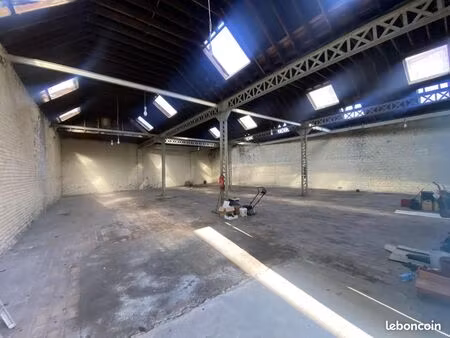local industriel 340 m²