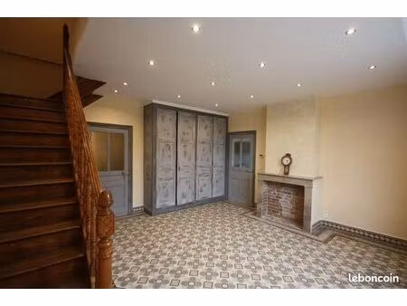 maison 92m² à louer à saulty