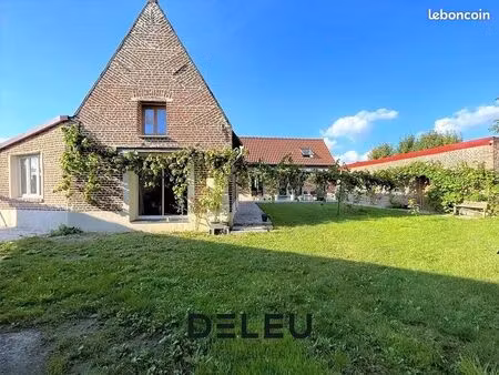 maison 10 pièces 210 m²