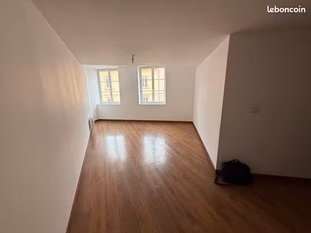 t2 plein centre 52 m² étiquette c