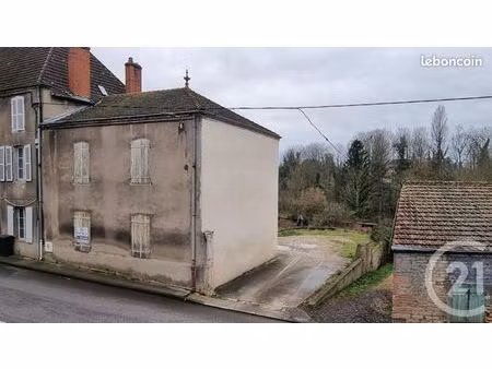 maison de village 2 pièces 134 m²