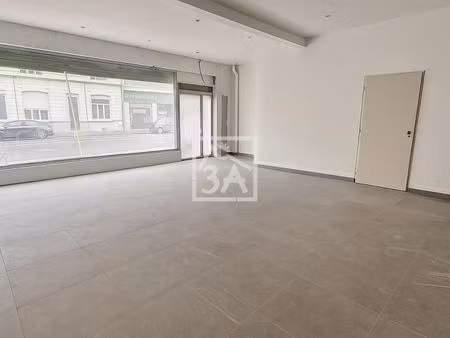 bâtiment 402 m²