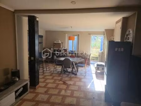 maison de ville à vendre