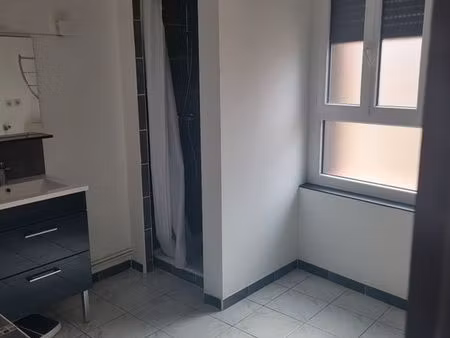 2 ou 3 appartements saint assiscle immeuble sans charges copropriété