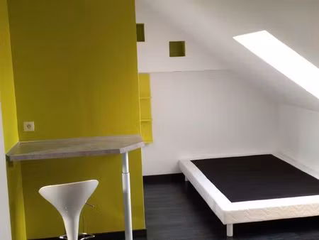 studio d'environ 25m2 prox mont houy et valenciennes