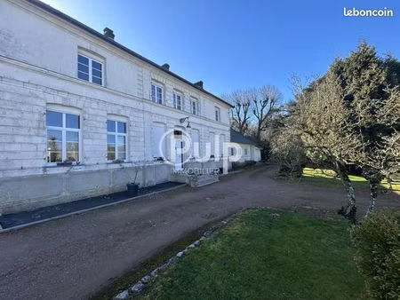 maison 8 pièces 315 m²
