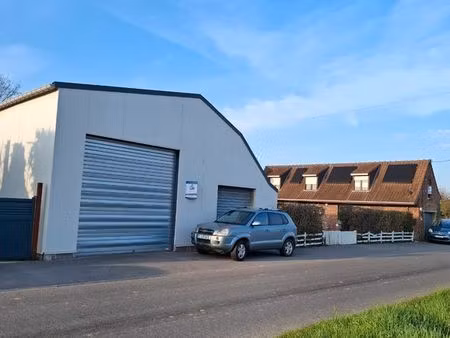 maison + ancien garage automobile