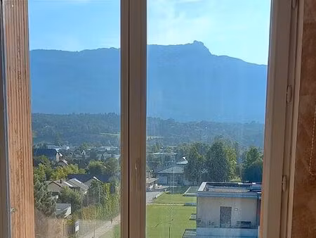 la motte servolex apt t3  vue nivolet  parking