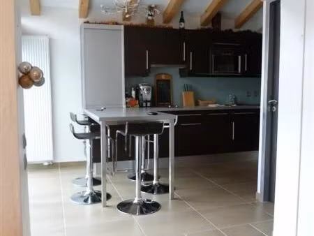 bel appartement t2 meublé + équipé proche albertville