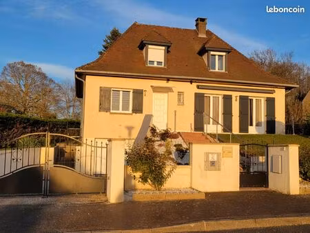 maison 166 m² sans travaux – proche plan d’eau à autun - vue remarquable & cadre privilégi