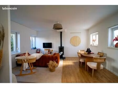 a louer - maison au centre de baisieux