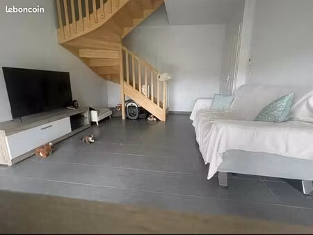 ? appartement t3 duplex avec jardin – disponible immédiatement