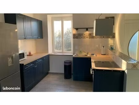 appartement traversant avec terrain