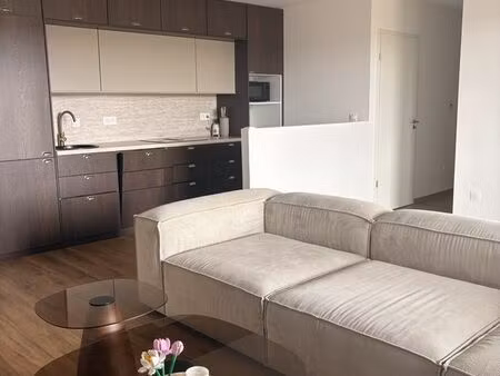 appartement 4 pièces 85 m² – attique – terrasse 25 m² – garage + parking – vue champs