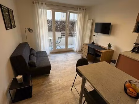 studio meublé avec balcon - idéal étudiant