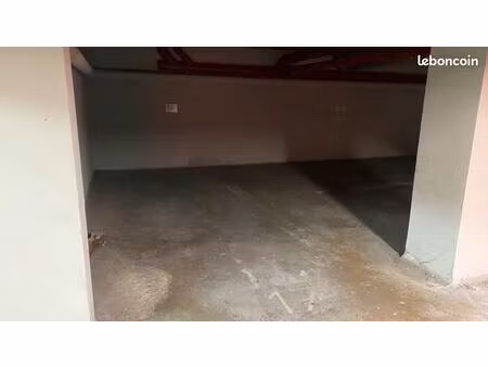 garage et stationnements