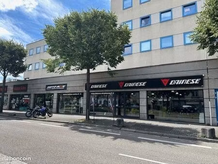 local 1251 m² strasbourg