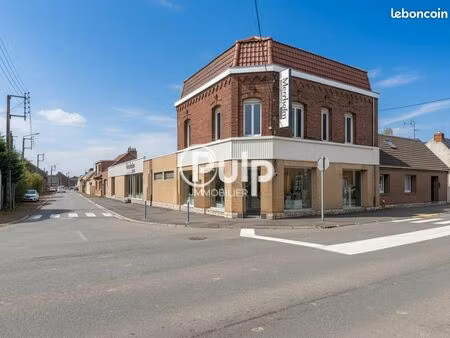 immeuble 6 pièces 220 m²