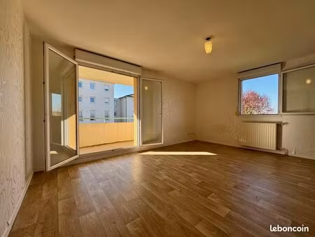 appartement 3 pièces 68 m²
