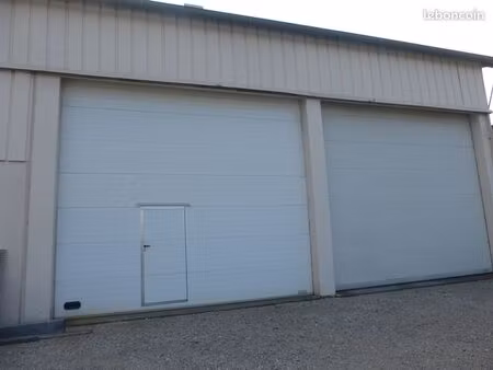 hangar