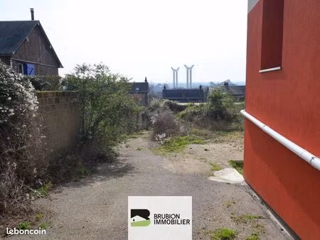 parking/box 1 pièce 350 m²