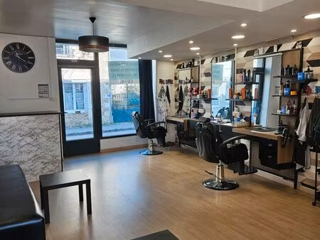 local commercial - 45 m² avec vitrine - centre ville nort-sur-erdre