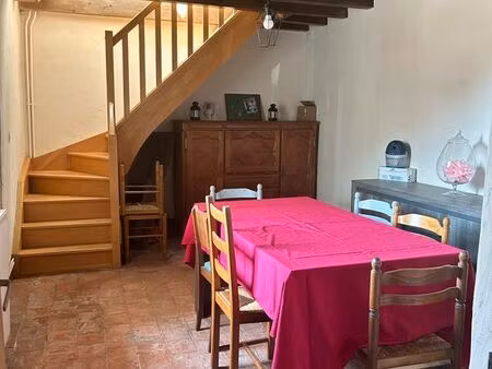 maison de ville avec dépendances – fort potentiel – 150 000