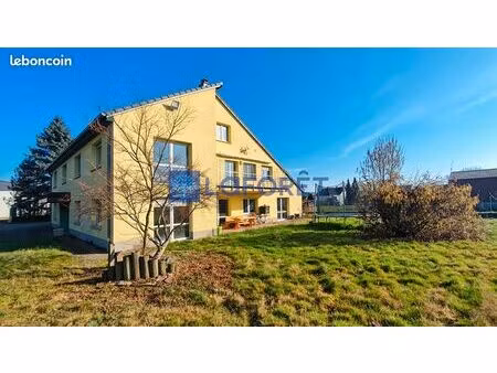 maison 9 pièces 320 m²