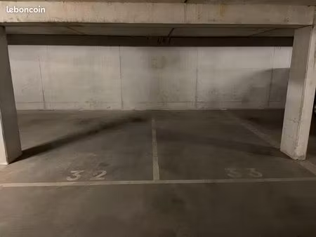 place de parking 1er sous-sol  sécurisée par double portail et vidéosurveillance hellemmes