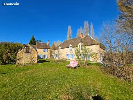 moulin 15 pièces 401 m²