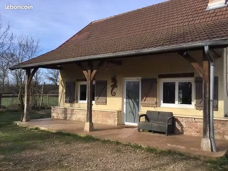 maison arborée avec piscine