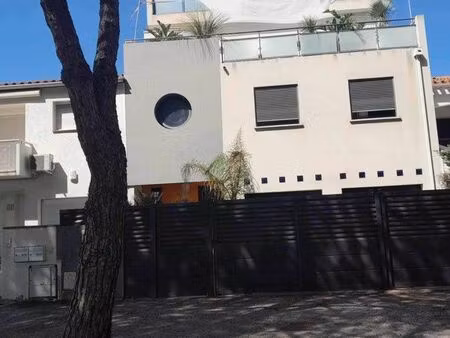 duplex contemporain d’exception avec roof top et ascenseur privatif secteur prise