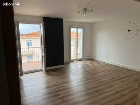 f4 mas guerido lumineux avec terrasse et garage