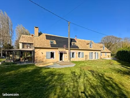 maison 9 pièces 220 m²