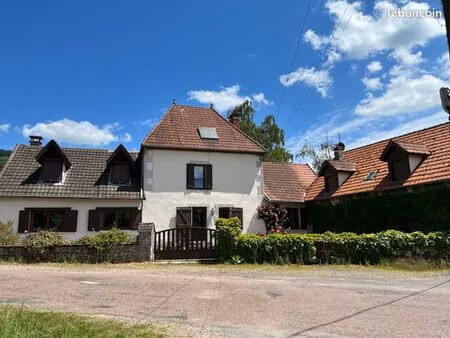 longère 14 pièces 327 m²