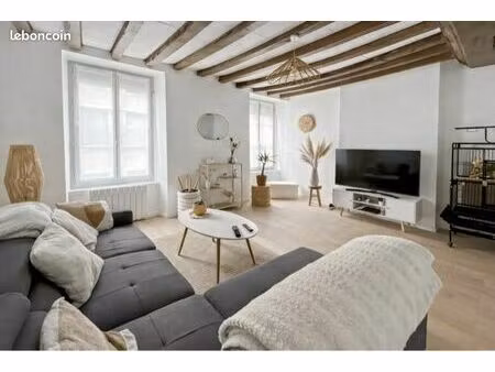 immeuble de rapport – 2 lots – 1 425/mois – centre-ville – aucun travaux