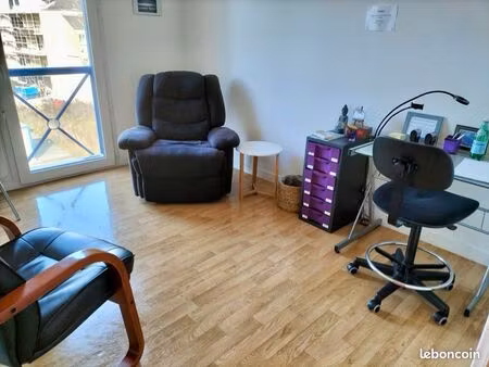 cabinet professionnel au calme 10 m² - avenue bollée (le mans)