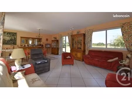 maison 6 pièces 220 m²