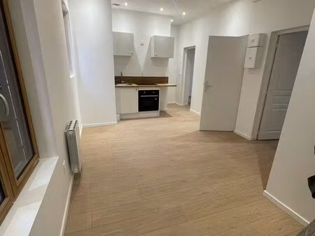 apparemment 40m2 entièrement rénové