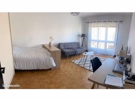 33 m² gare-centre ville-washington