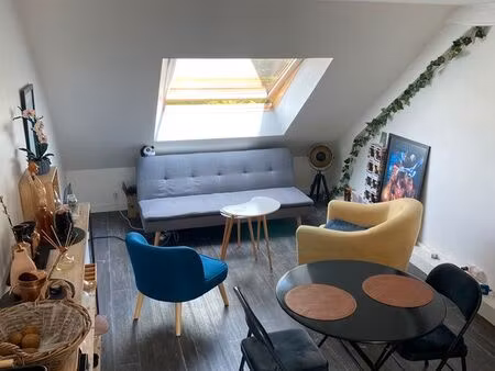 très joli appartement centre ville eau et électricité compris dans le prix