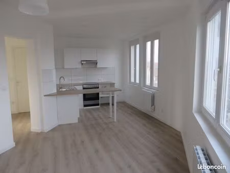 t2 - 55 m² - refait a neuf