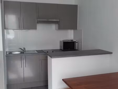 studio meublé avec emplacement