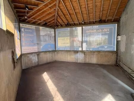 local 20m2 lumineux hyper centre