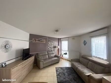 annecy – seynod centre  appartement t3  69 m2  grande terrasse